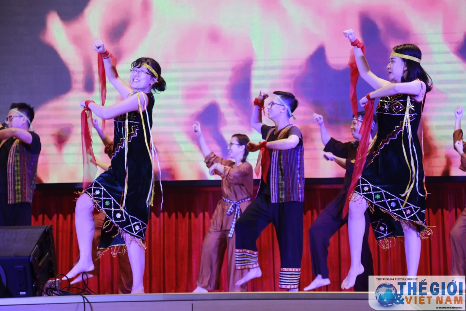 soi dong hoi dien van nghe quan chung bo ngoai giao nam 2018