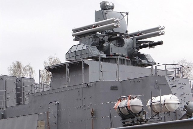 Tàu chiến của Hải quân Nga được bảo vệ bằng vũ khí chính xác cao