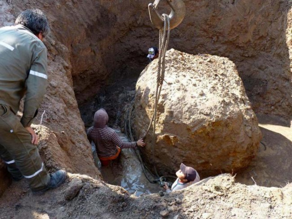 argentina phat hien khoi thien thach khong lo 4000 tuoi