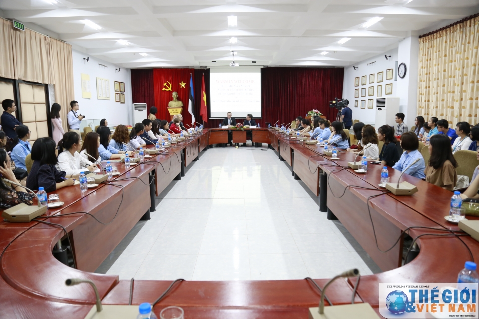 bo truong ngoai giao estonia noi chuyen tai hoc vien ngoai giao