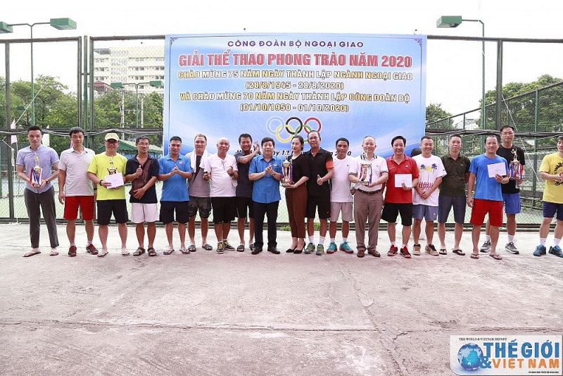 cong doan bo ngoai giao to chuc le be mac giai the thao phong trao nam 2020