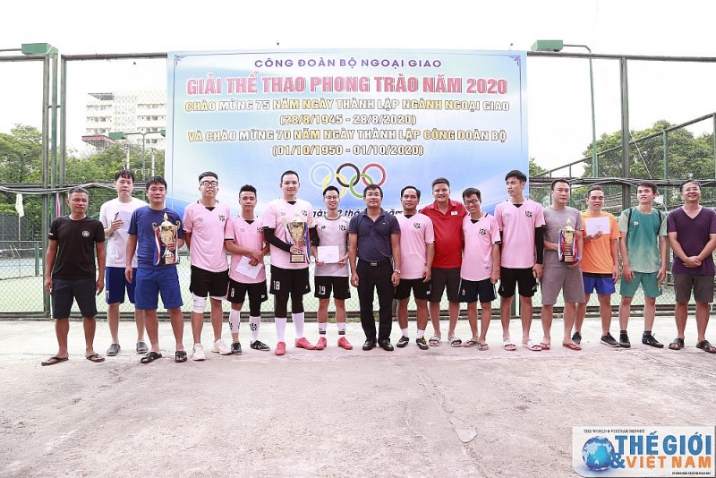 cong doan bo ngoai giao to chuc le be mac giai the thao phong trao nam 2020