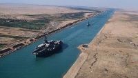Phí quá cảnh tại kênh đào Suez tăng lên đến 15%