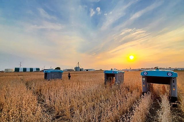 ngo ngang voi kha nang cua robot nong nghiep do google phat trien