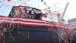 Nhật Bản giới thiệu tàu ngầm khủng mang tên Cá Voi Lớn