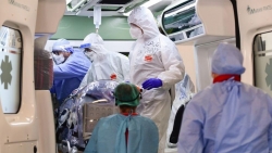 Các nhà khoa học Italy kêu gọi thực hiện quyết liệt các biện pháp để ngăn chặn làn sóng Covid-19 thứ 2