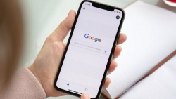 Google 'chi đậm' để nhờ vả Apple: Phanh phui vi phạm luật chống độc quyền