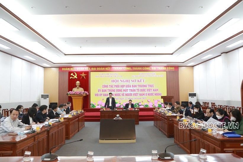 Hội nghị sơ kết công tác phối hợp giữa Ban Thường trực Ủy ban Trung ương  Mặt trận Tổ quốc Việt Nam và Ủy ban Nhà nước về người Việt Nam ở nước ngoài
