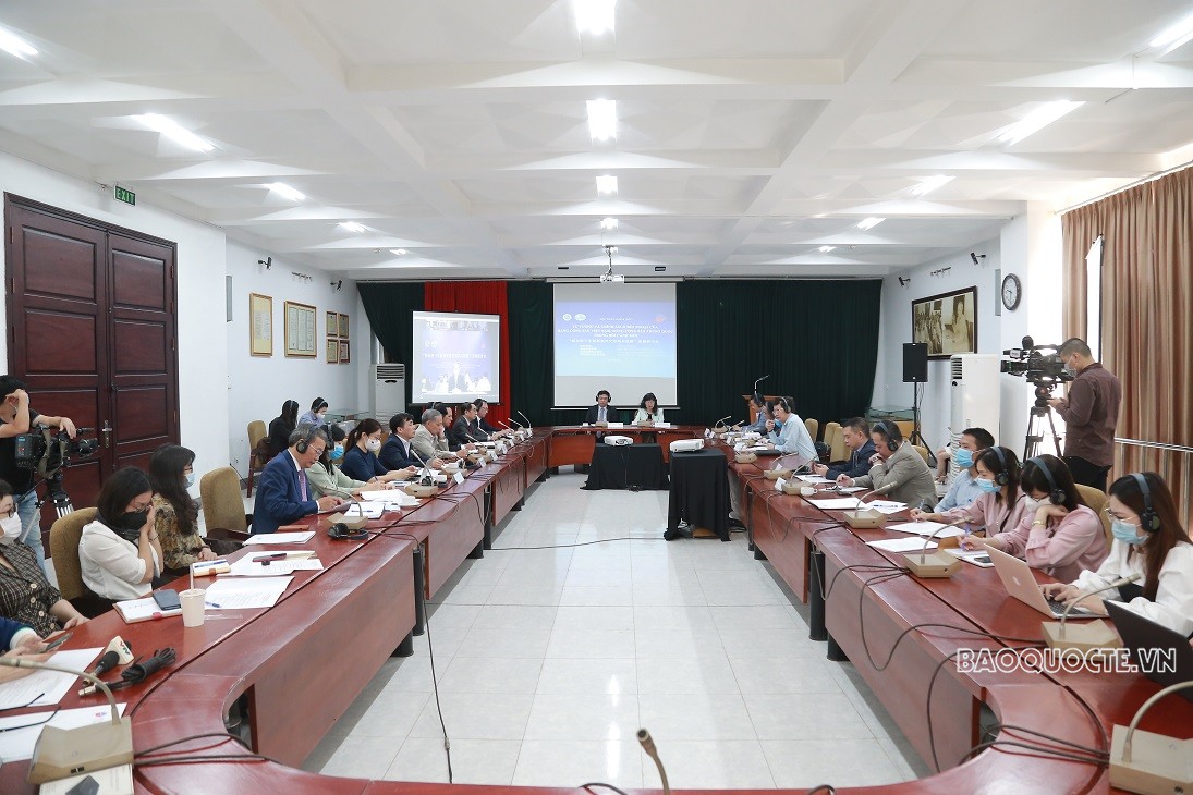 Hội thảo khoa học“Tư tưởng và chính sách đối ngoại của Đảng Cộng sản Việt Nam, Đảng Cộng sản Trung Quốc trong bối cảnh mới”
