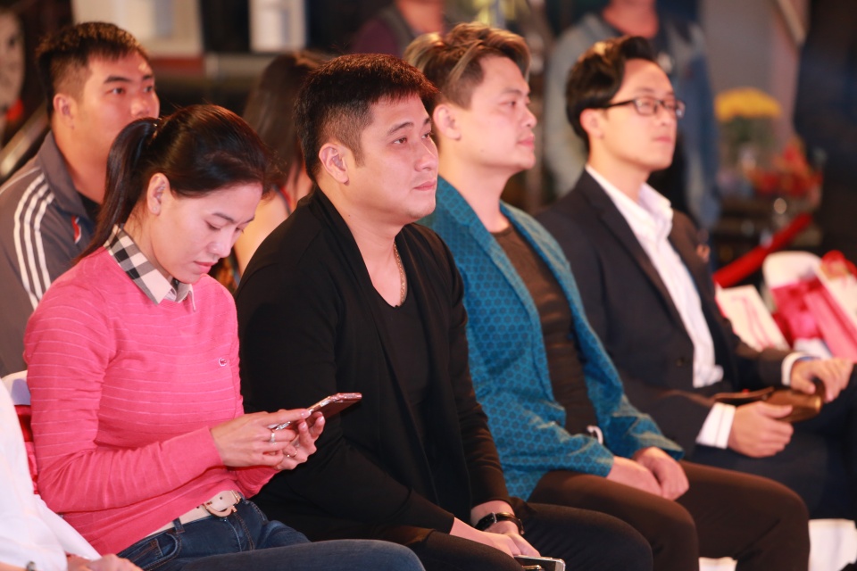 lhp quoc te ha noi chieu phim ngoai troi va bieu dien thoi trang italy