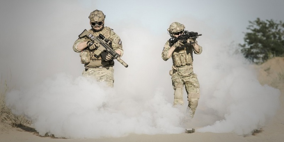 bien doi khi hau gian tiep gop phan gay xung dot