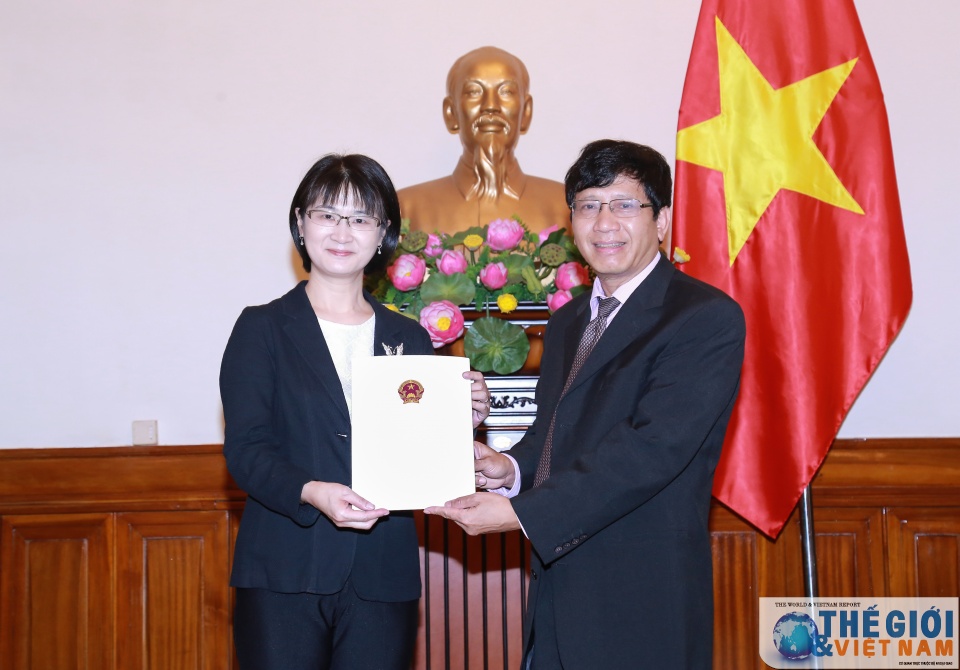 trao giay phep mo van phong thuong tru dai truyen hinh phuong hoang