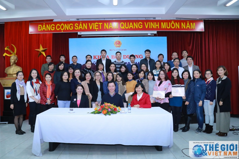 hoc vien ngoai giao to chuc khoa boi duong ky nang dam phan