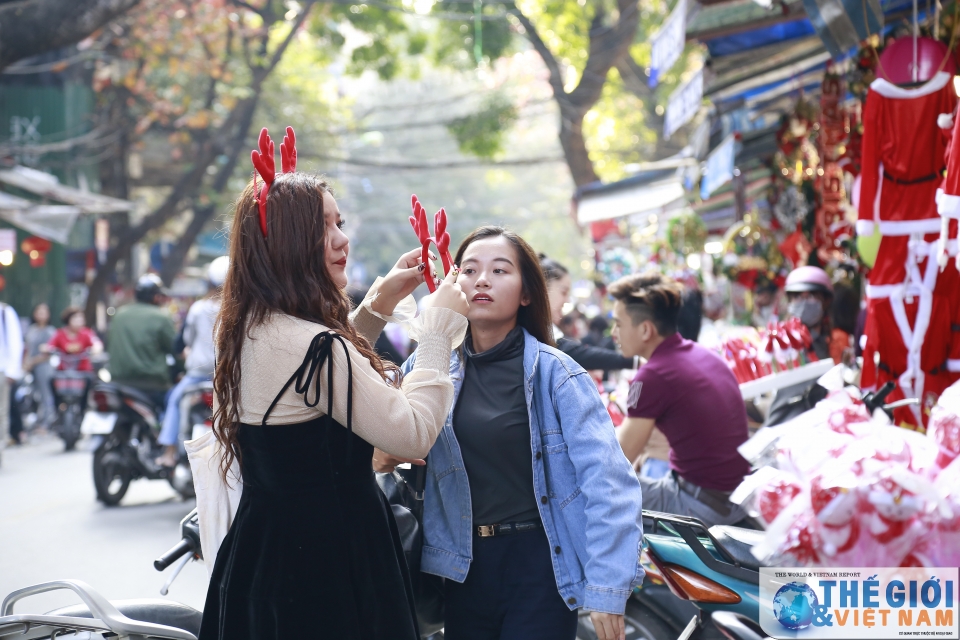 Hà Nội rộn ràng đón Lễ Giáng Sinh ha noi ron rang don le giang sinh