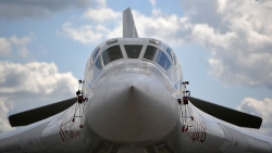Bộ Quốc phòng Nga nói về việc hiện đại hóa máy bay mang tên lửa Tu-160
