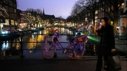 Giáng sinh 'phong tỏa' ở Hà Lan