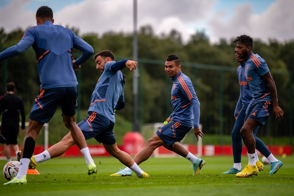 Casemiro đã có buổi tập đầu tiên tại Carrington (Nguồn: Trang chủ MU)