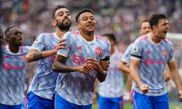 Lingard trở lại với một siêu phẩm sau sai lầm tệ hại ở trận gặp Young Boys. (Nguồn: Reuter) Lingard trở lại với một siêu phẩm sau sai lầm tệ hại ở trận gặp Young Boys. (Nguồn: Reuter)