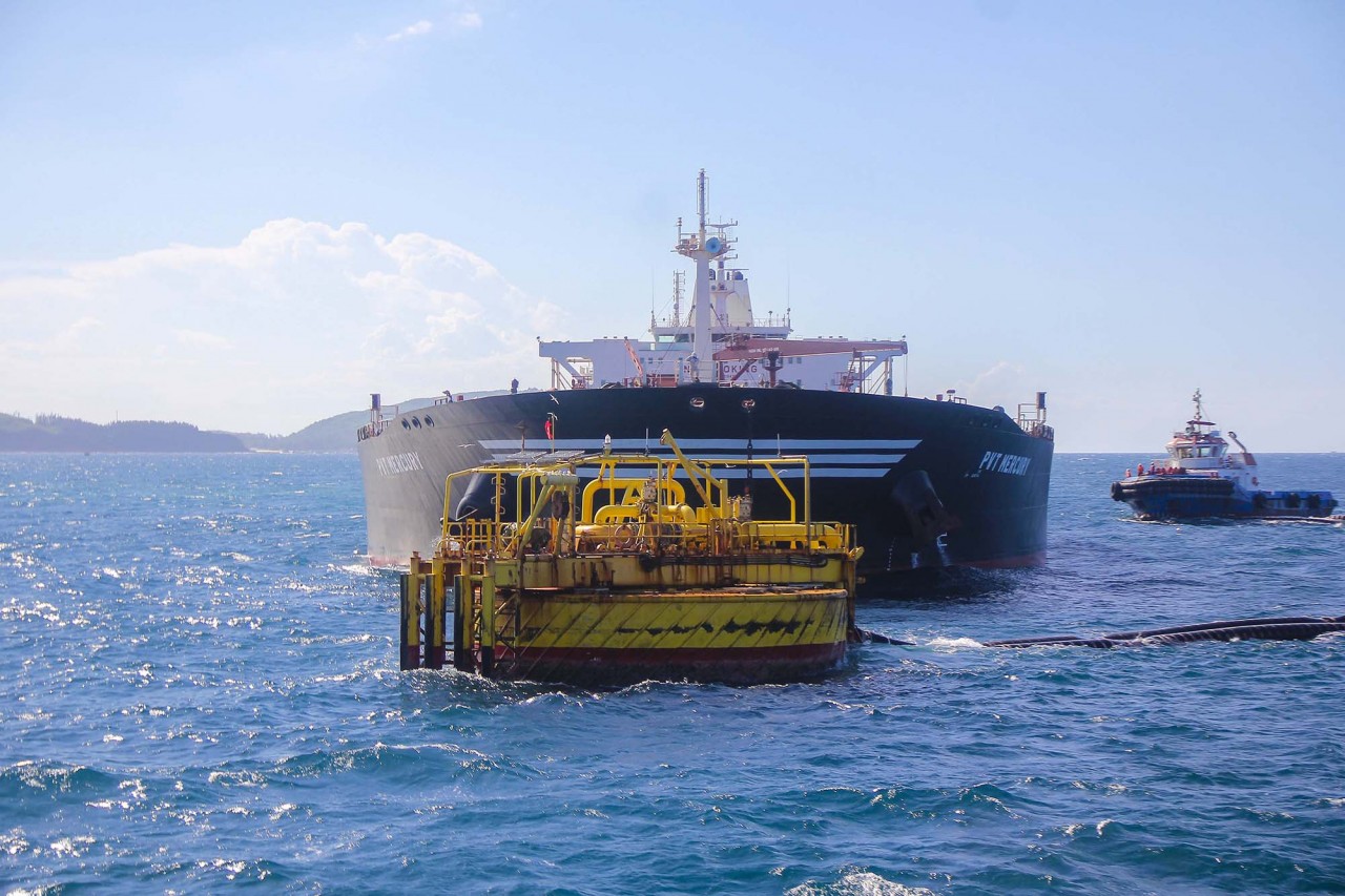 Nhập khẩu dầu thô cho Nhà máy lọc dầu Dung Quất 