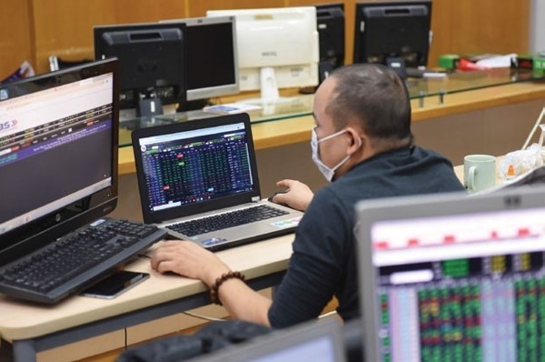 nhan dinh thi truong chung khoan ngay 75 thi truong giang co rung lac