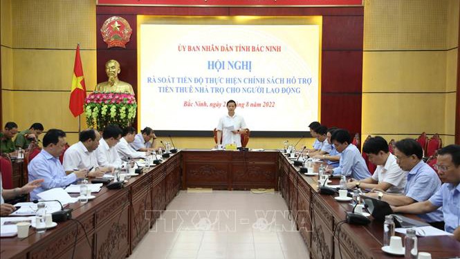 : Hội nghị rà soát tiến độ triển khai chính sách hỗ trợ tiền thuê nhà trọ cho người lao động ngày 22/8. (Nguồn: TTXVN)