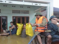 Xuất nguồn dự trữ quốc gia hỗ trợ Bình Định khắc phục mưa lũ