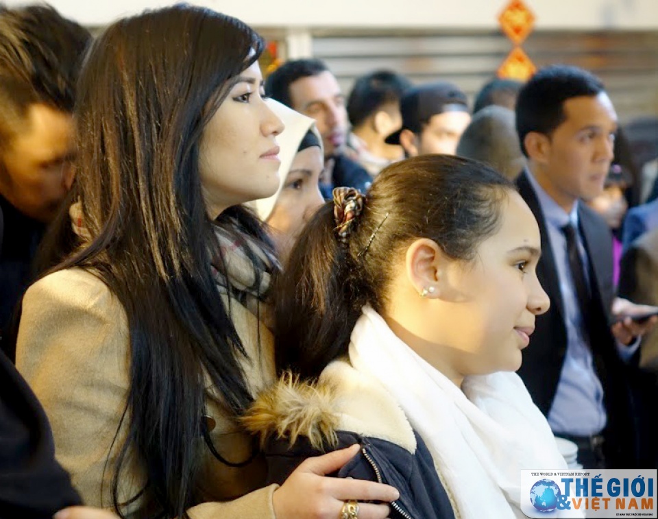 Cộng đồng người Việt tại Algeria vui đón xuân Đinh Dậu tin nhap 20170123074415