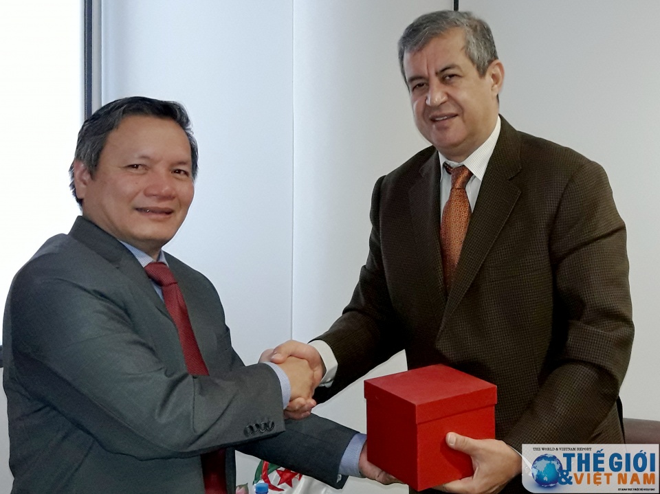 Đại sứ Phạm Quốc Trụ chào xã giao lãnh đạo Bộ Ngoại giao Algeria tin nhap 20170123174053