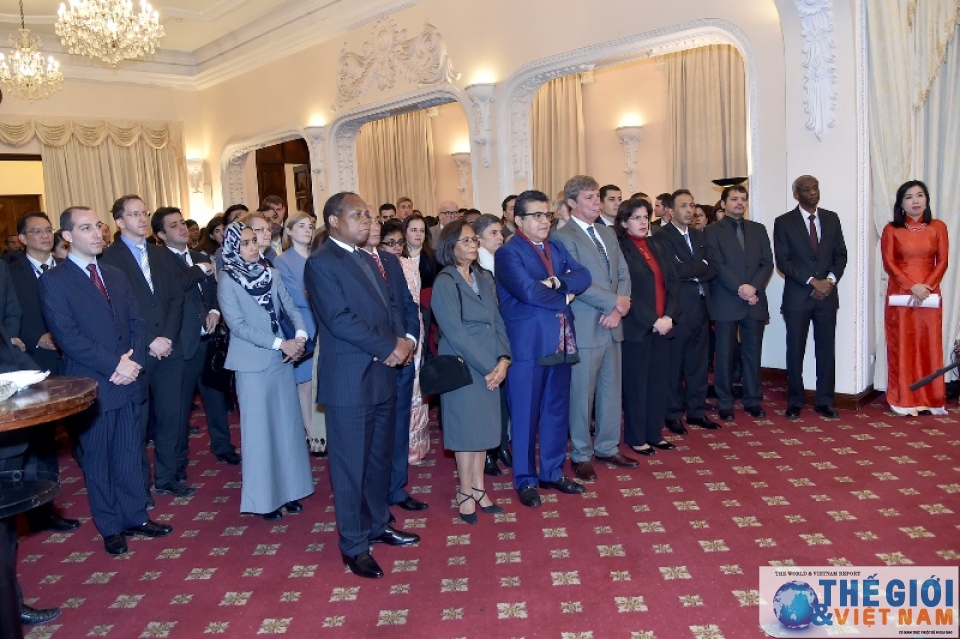 Thắt chặt quan hệ gắn bó giữa Bộ Ngoại giao và cơ quan báo chí nước ngoài tin nhap 20180111215453