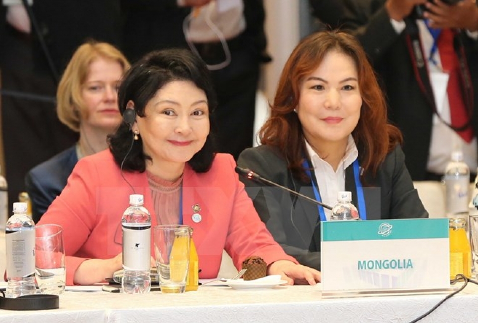 Khai mạc Hội nghị Nữ nghị sỹ trong khuôn khổ APPF-26 tại Hà Nội tin nhap 20180118144348