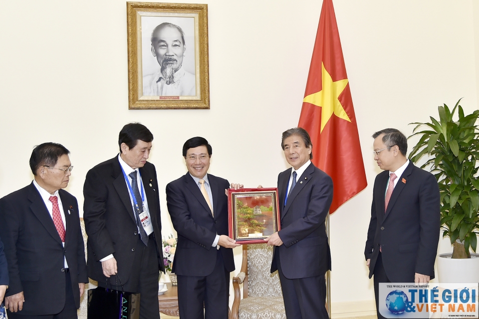 pho thu tuong pham binh minh tiep doan nghi sy nhat ban