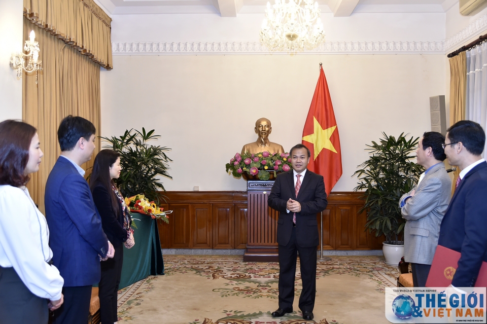 trao bang khen cua bo truong ngoai giao trong xay dung van ban phap luat ve tai chinh nganh