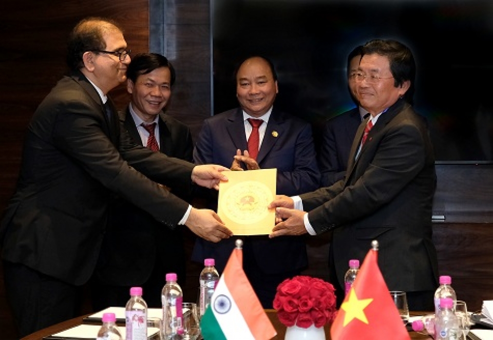 thu tuong gap go cac doanh nghiep nang luong tai tao an do