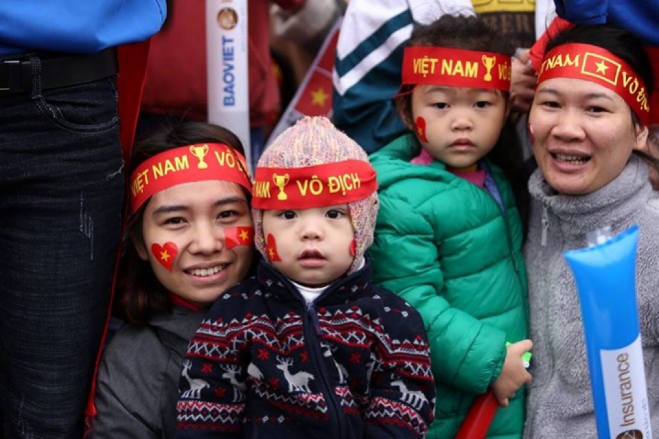 Hàng vạn cổ động viên hân hoan chào đón U23 Việt Nam hang van co dong vien han hoan chao don u23 viet nam