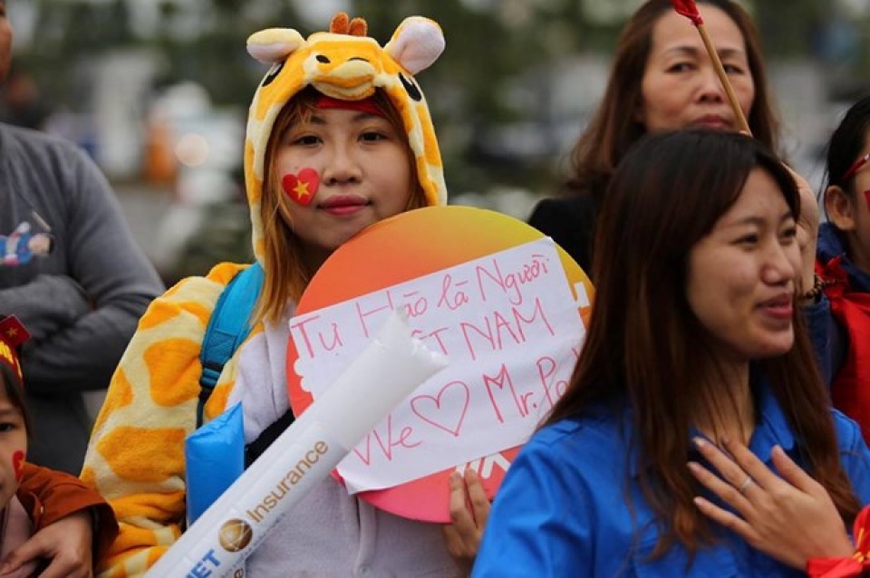 Hàng vạn cổ động viên hân hoan chào đón U23 Việt Nam hang van co dong vien han hoan chao don u23 viet nam