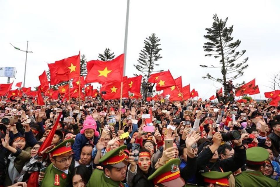 Hàng vạn cổ động viên hân hoan chào đón U23 Việt Nam hang van co dong vien han hoan chao don u23 viet nam