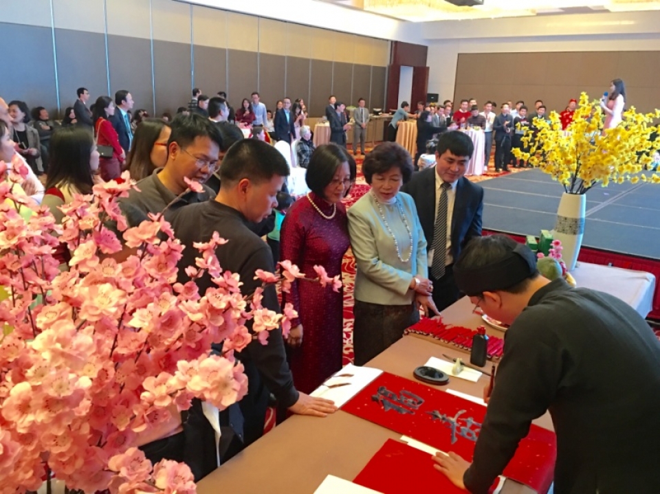 Ấm áp Tết cộng đồng tại Thượng Hải tin nhap 20180130115029