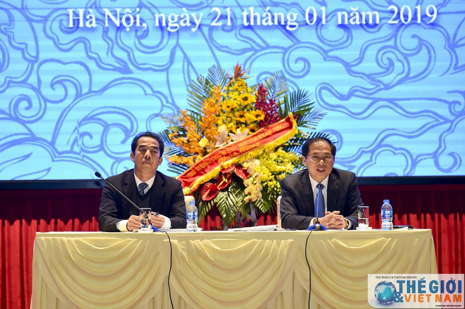 “Ngoại giao Việt Nam: Chủ động, sáng tạo, hiệu quả, thực hiện thắng lợi Nghị quyết Đại hội Đảng lần thứ XII” ngoai giao viet nam chu dong sang tao hieu qua thuc hien thang loi nghi quyet dai hoi dang lan thu xii