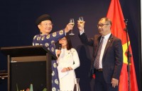 doan dai bieu kieu bao du xuan que huong 2019 vao lang vieng chu tich ho chi minh