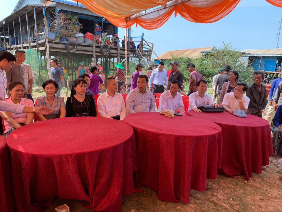 ho tro viet kieu tai bien ho don tet nguyen dan