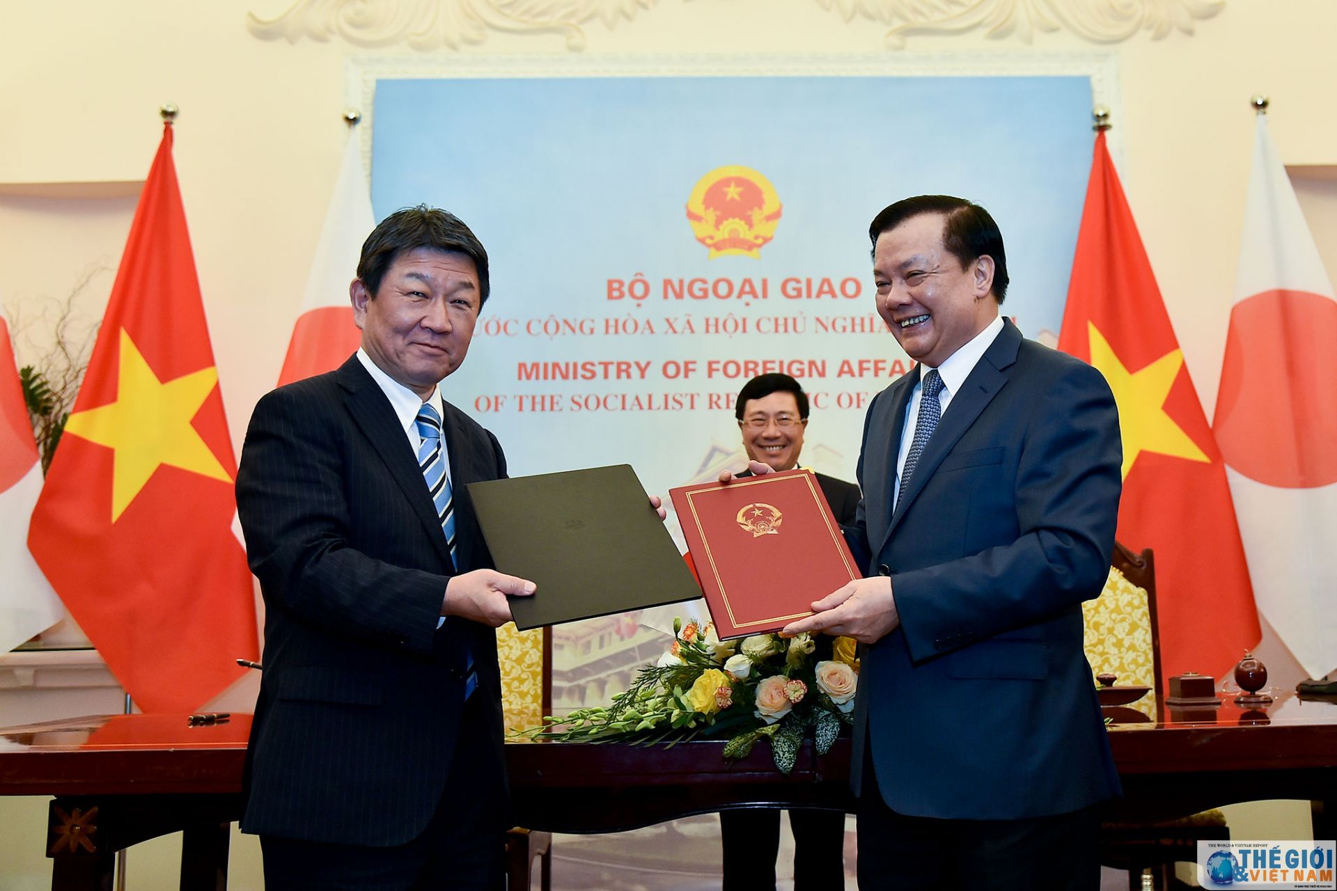 pho thu tuong pham binh minh tiep hoi dam voi bo truong ngoai giao nhat ban