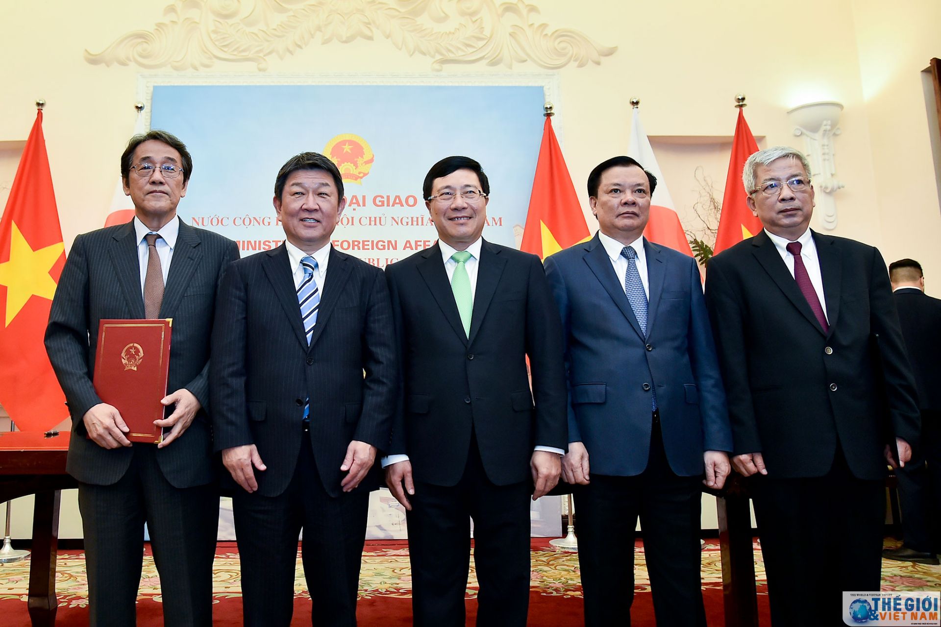 pho thu tuong pham binh minh tiep hoi dam voi bo truong ngoai giao nhat ban