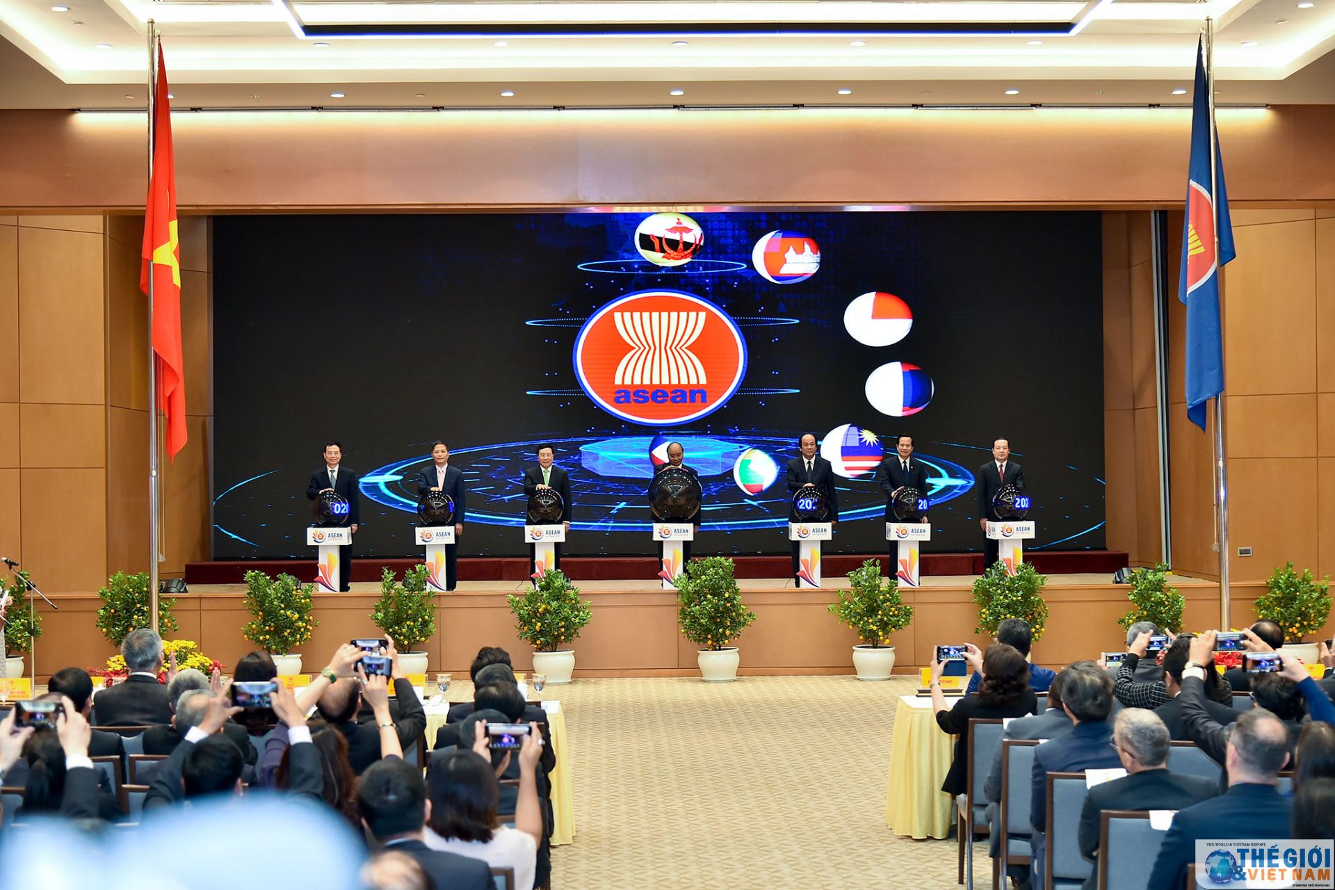 toan canh le khoi dong nam chu tich asean 2020