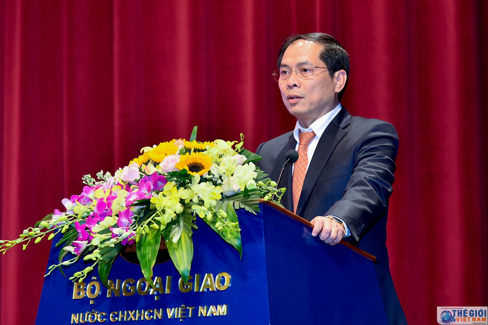 Đảng bộ Bộ Ngoại giao thảo luận phương hướng, nhiệm vụ công tác năm 2020 dang bo bo ngoai giao thao luan phuong huong nhiem vu cong tac nam 2020