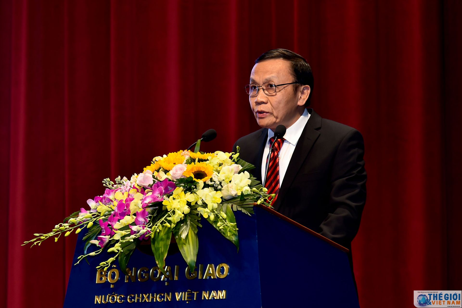 Đảng bộ Bộ Ngoại giao thảo luận phương hướng, nhiệm vụ công tác năm 2020 dang bo bo ngoai giao thao luan phuong huong nhiem vu cong tac nam 2020