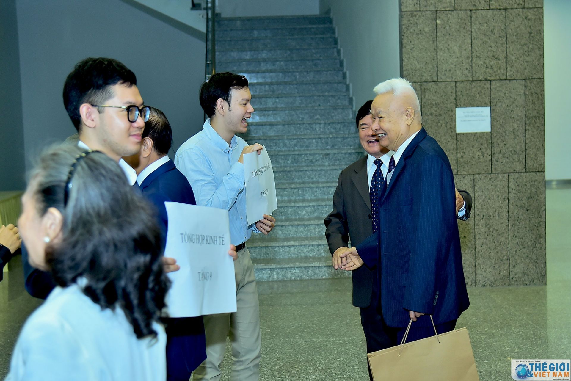 bo ngoai giao gap mat mung tho mung xuan can bo huu tri