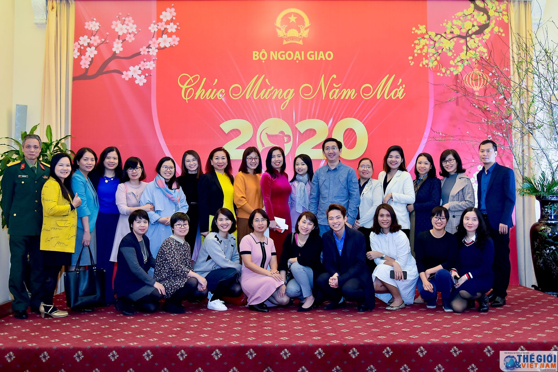 bao chi co trach nhiem dua viet nam ra the gioi va dua the gioi vao viet nam