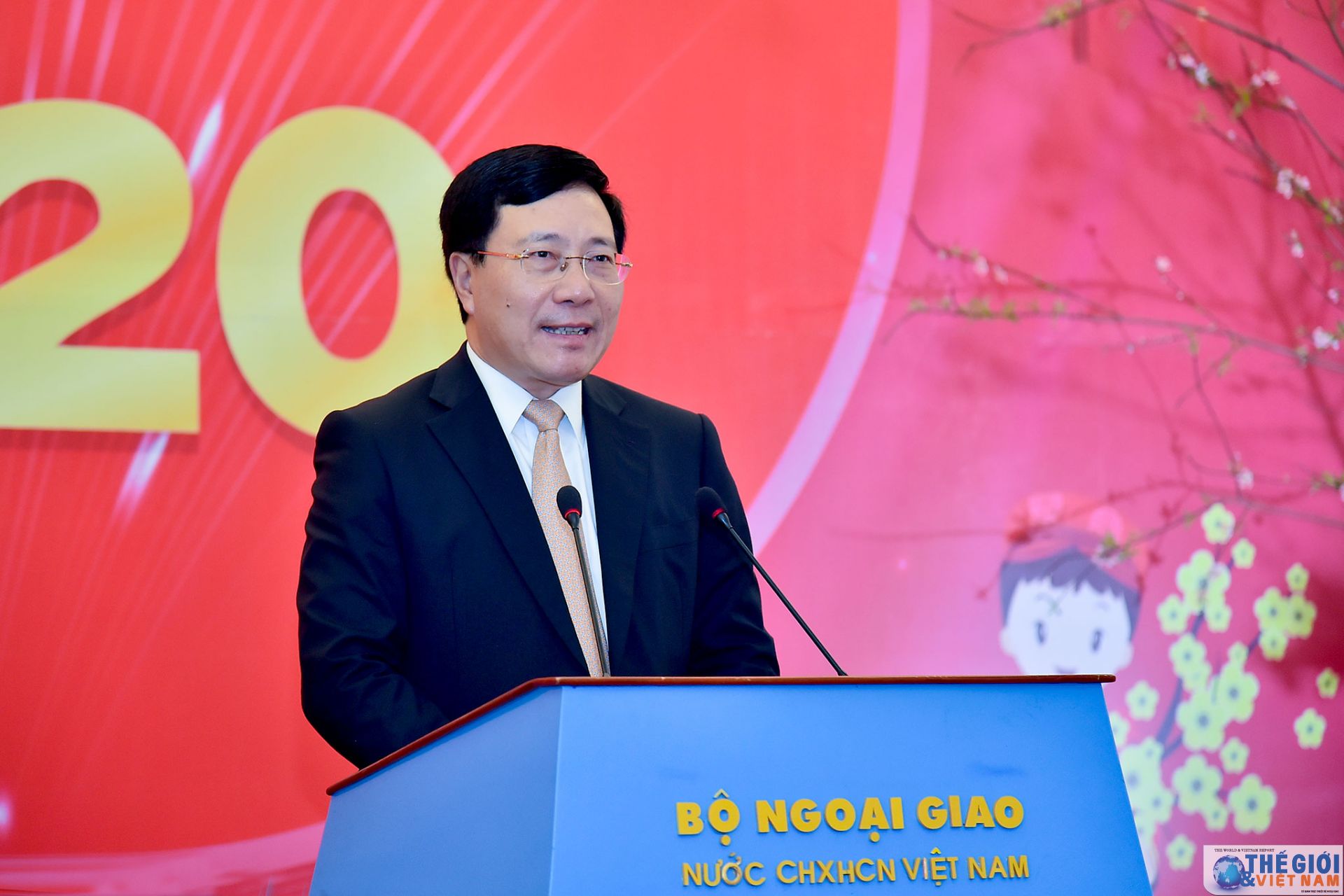 bao chi co trach nhiem dua viet nam ra the gioi va dua the gioi vao viet nam