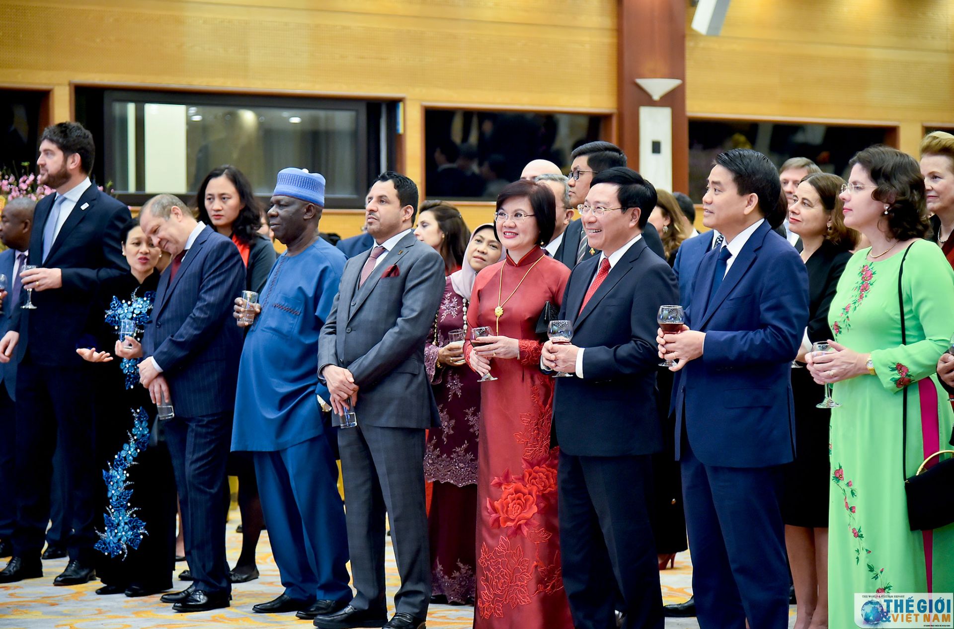 toan canh pho thu tuong pham binh minh chuc tet ngoai giao doan nam 2020