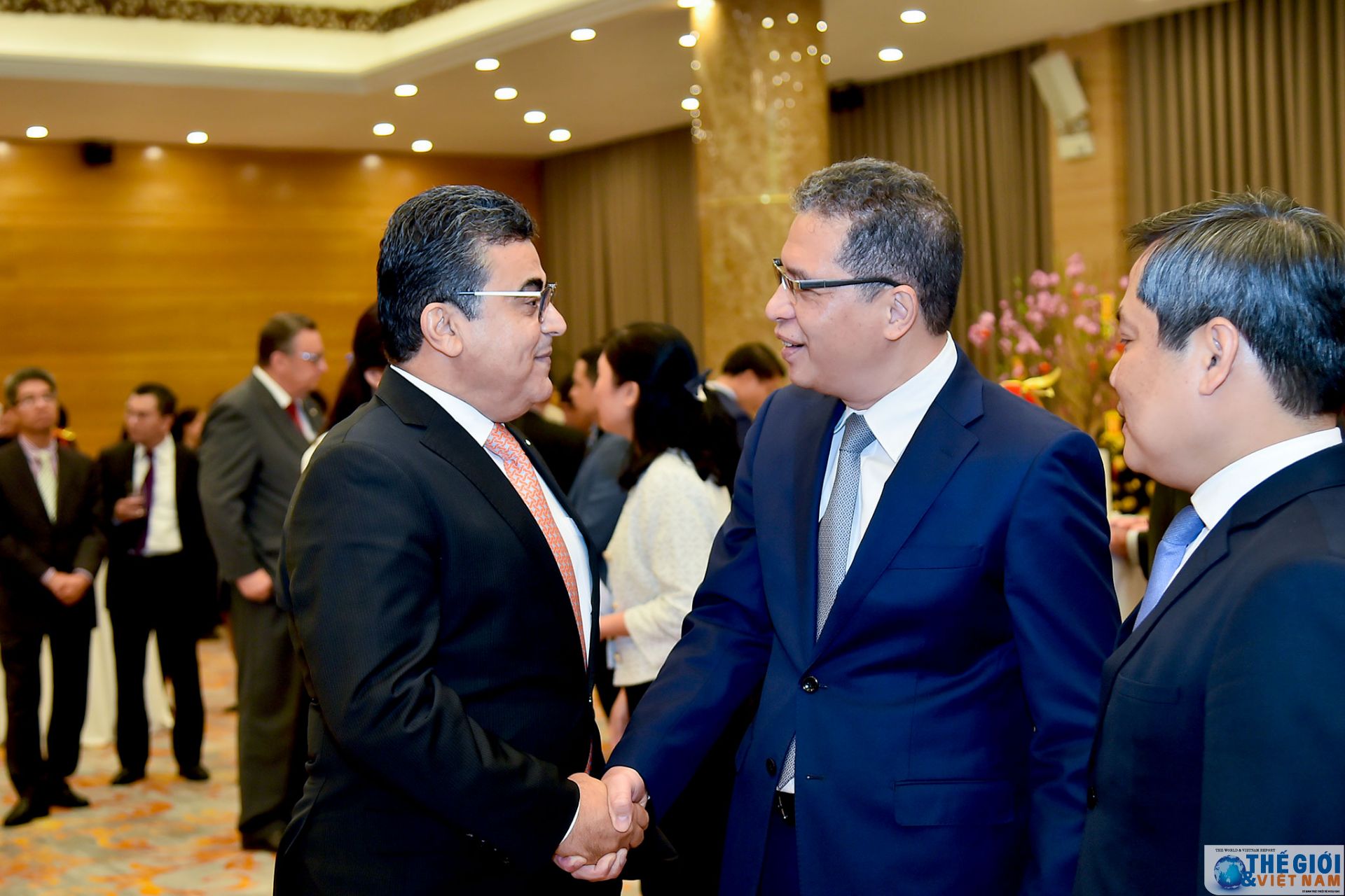 toan canh pho thu tuong pham binh minh chuc tet ngoai giao doan nam 2020